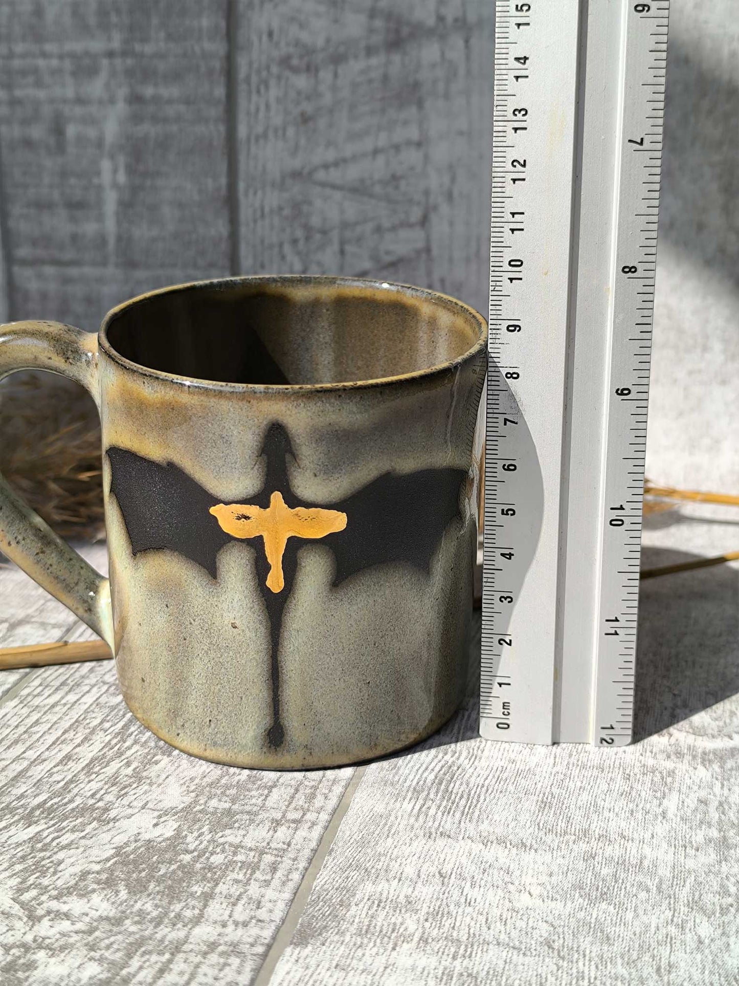 Handmade Golden Dragon mug, 350ml