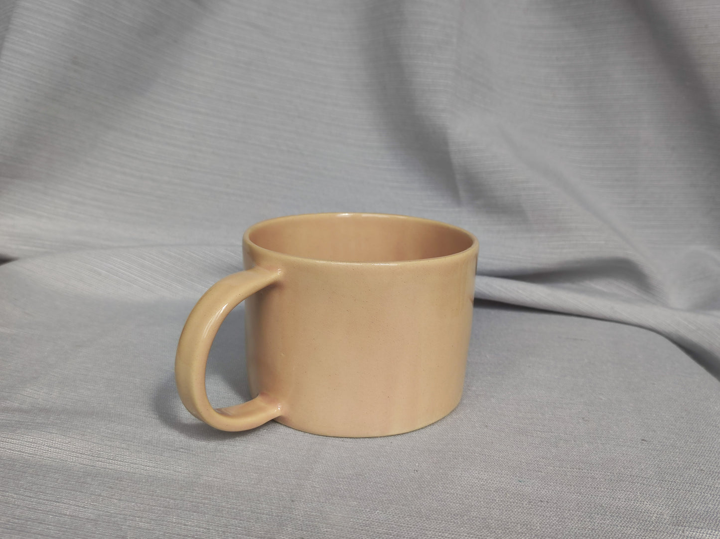 Handmade peach cream mugs, 300 ml