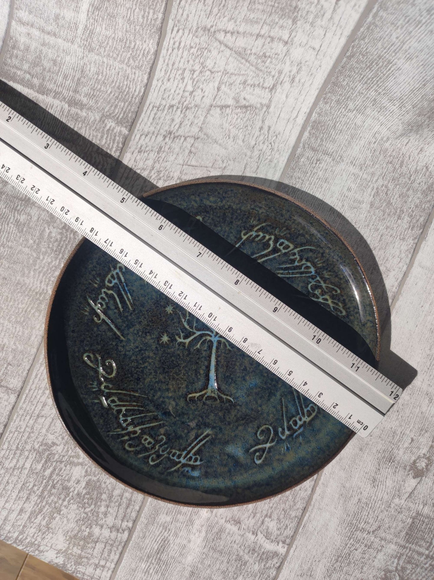 Unique handmade Lord of the Rings plate, perfect present/gift idea for Tolkien fans, D=19cm