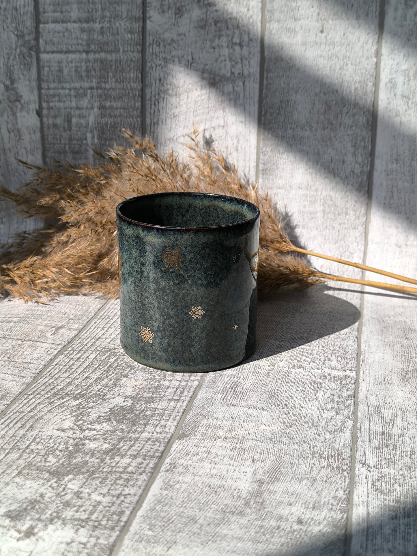 Handmade Golden snowflake mug, 350 ml