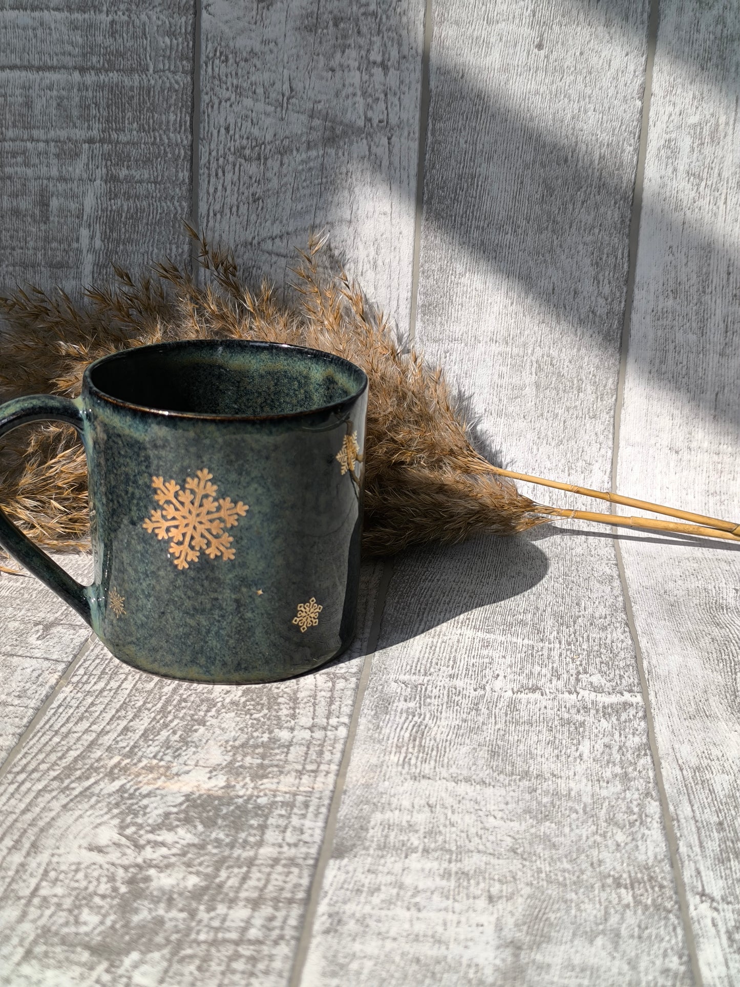 Handmade Golden snowflake mug, 350 ml